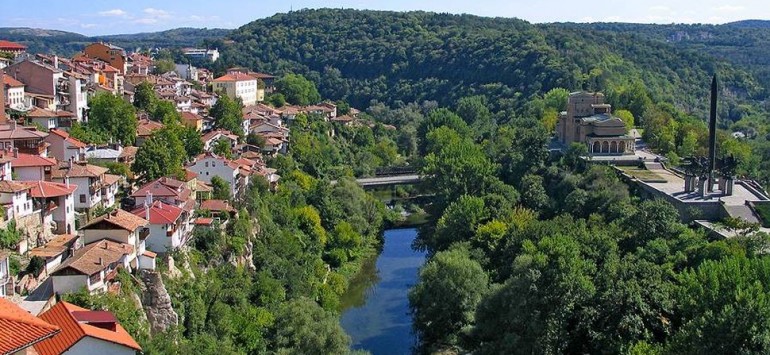 Full day excursion to Veliko Tarnovo and Arbanasi