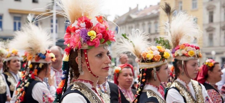 Shopluk folklore region