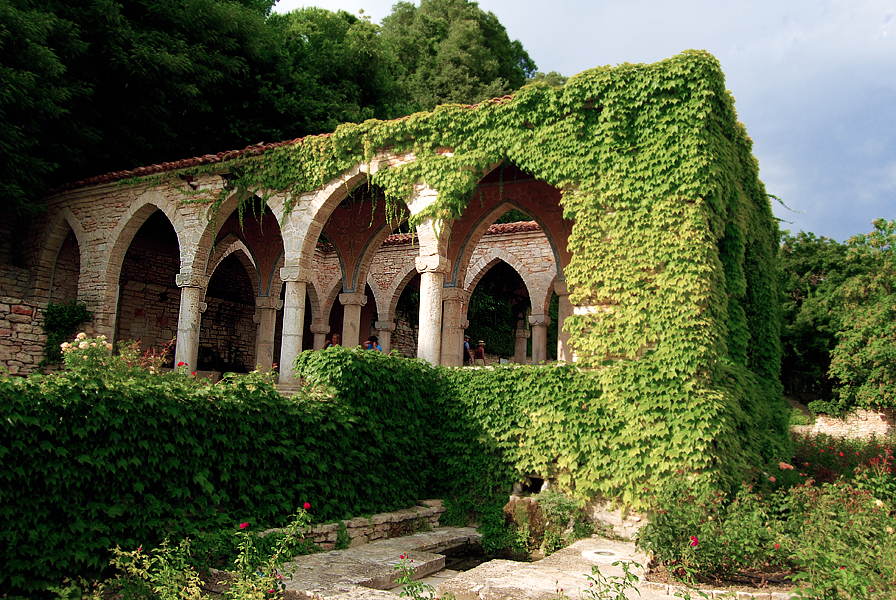 002_019_Parkov_komplex_Dvoreca_Balchik