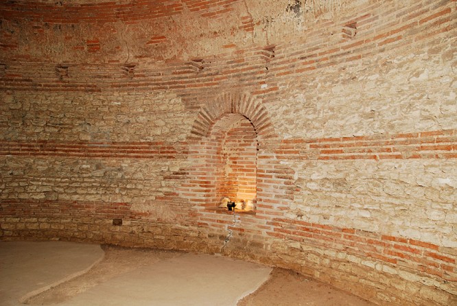 Antique Beehive Tomb – town of Pomorie